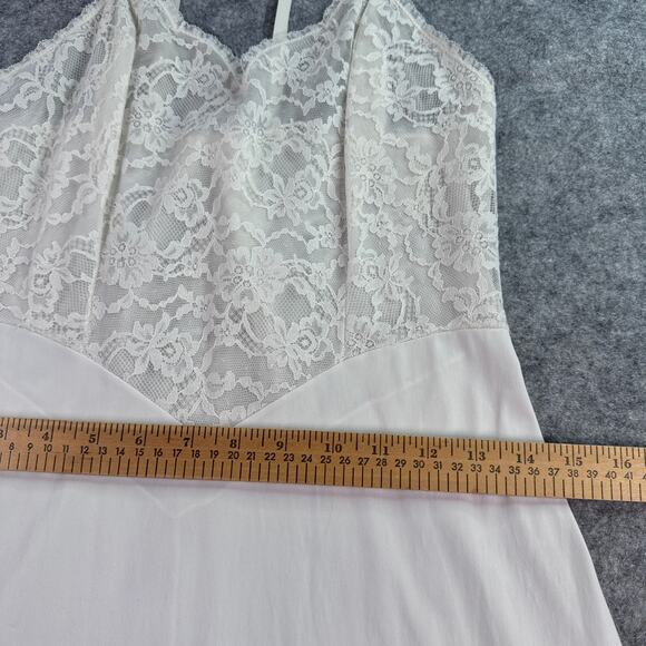 VTG Vanity Fair Cream‎ 34 Made in USA Lace Full Slip Lace Slip - Picture 6 of 8